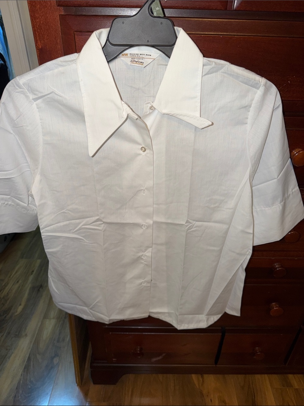 Classic Women's White Short-Sleeve Button-Down Shirt